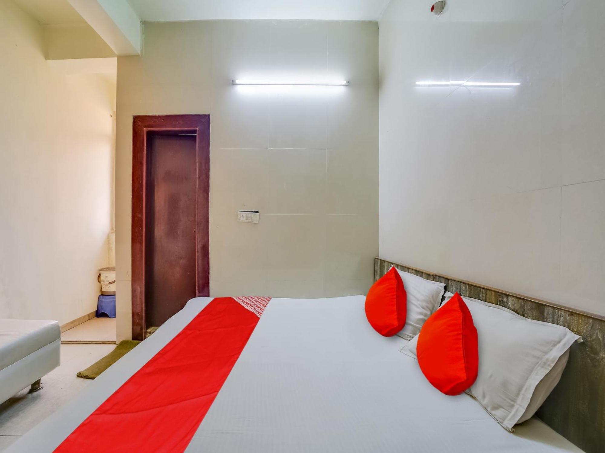 Hotel O Rama Krishna ボーパール エクステリア 写真
